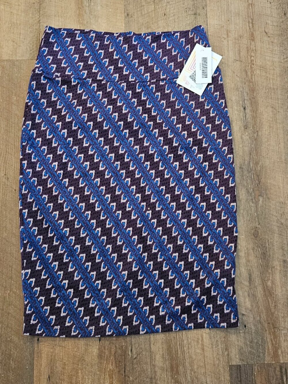 LuLaRoe Cassie Pencil Skirt NWT Size Small Purple Blue Geometric Stretch